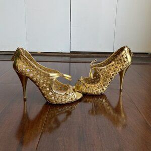 Vintage Prada Gold Pumps